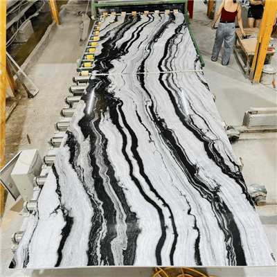 Inkstrokes of Elegance: Sort og hvid marmor